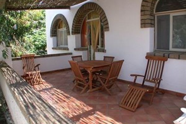 I Dammusi di Punta Karace (Pantelleria)